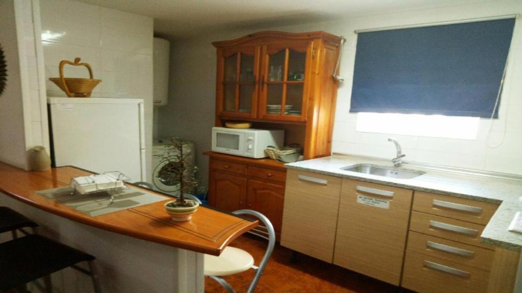 Apartamento Turistico Muralla De Caceres Exterior photo